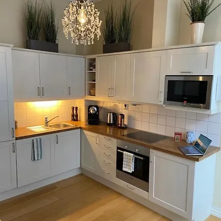 Apartman Spacious In The Center *