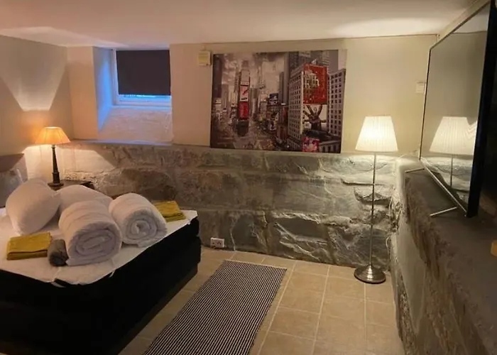 Spacious In The Center Apartamento